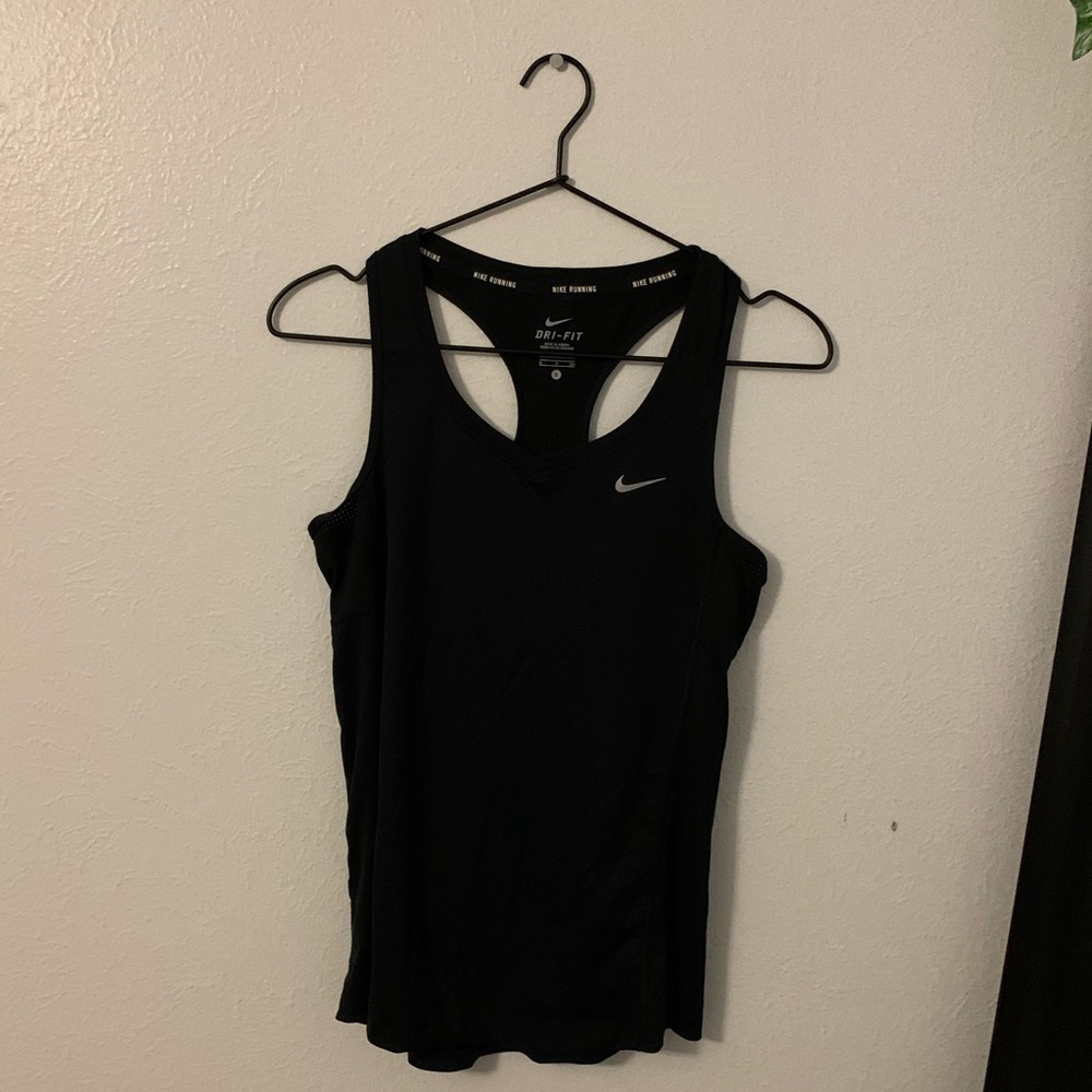 black nike tank top